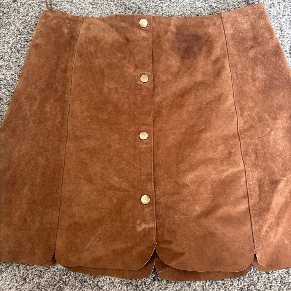 Scalloped suede skirt